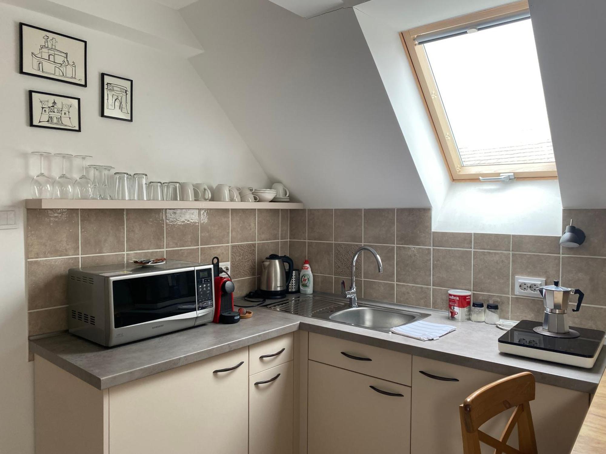 Vatus Apartmanhaz Vác Buitenkant foto